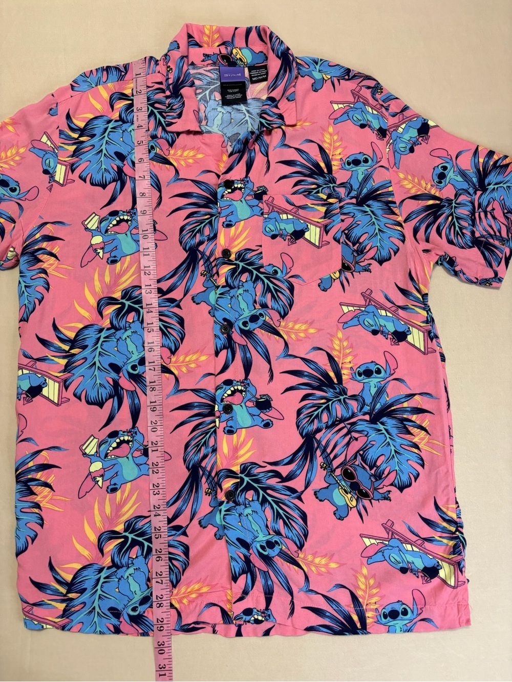 Disney Pink Tropical Stitch Print Button-Up Short Sleeve Shirt Men’s Medium - Picture 4 of 6